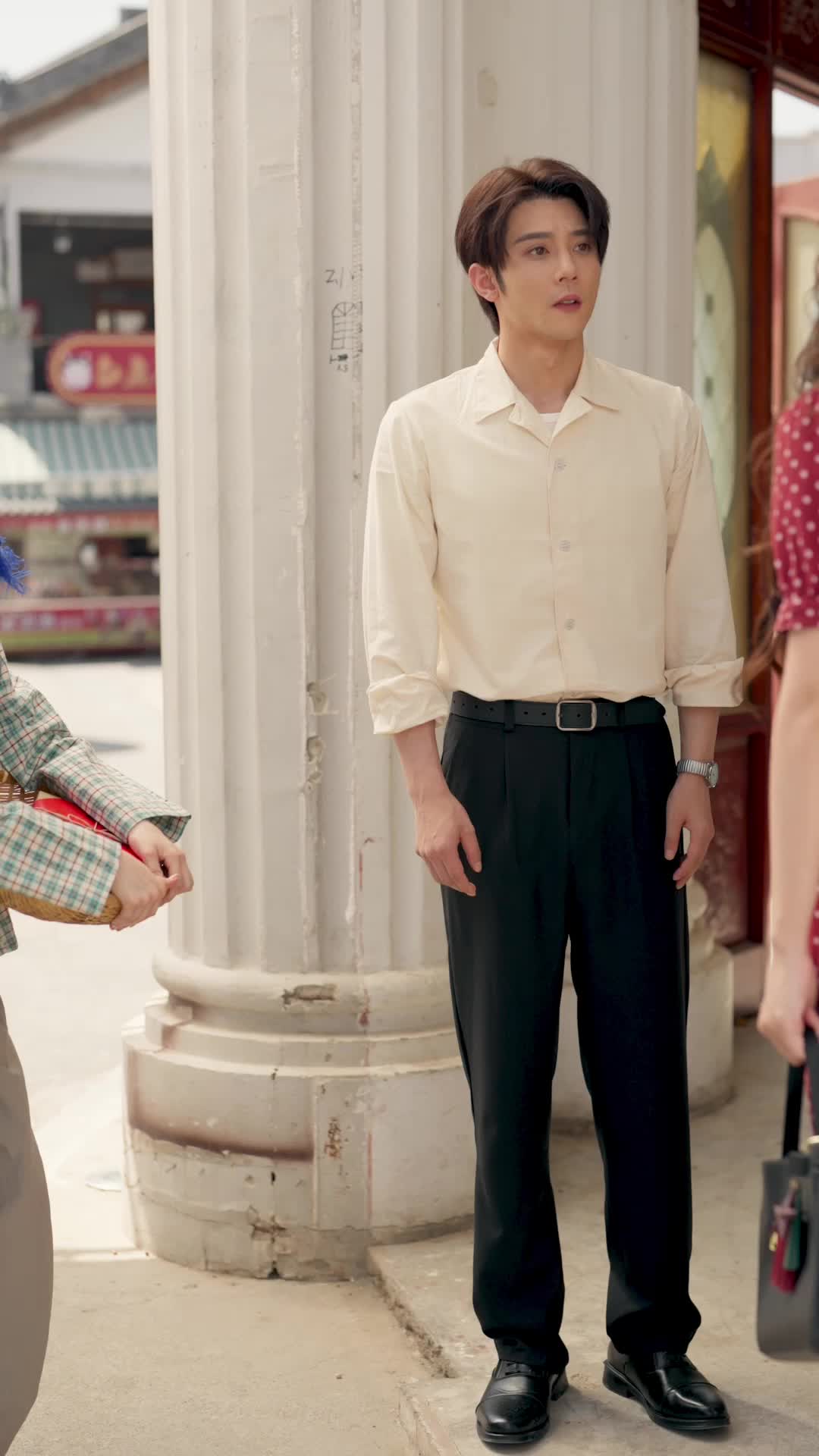 Episode 3 - Runaway Bride, Master Tailor